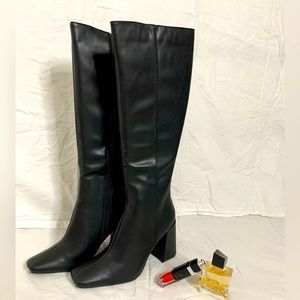 Boots with block heel. *New*